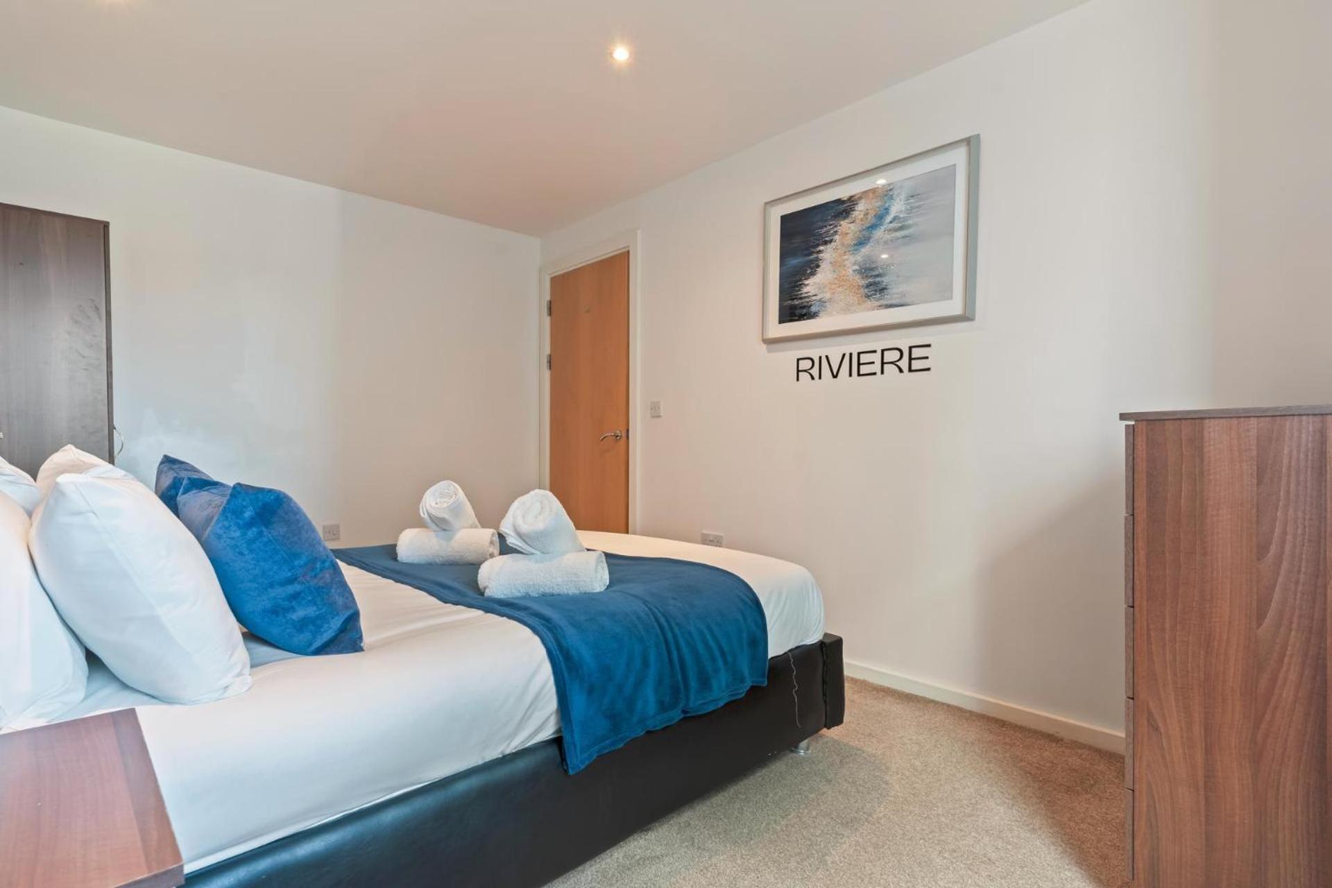 Sapphire Suite-citycentre-luxury-freeparking